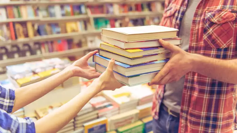 Shopping Beyond Amazon: Where to Buy Books Online