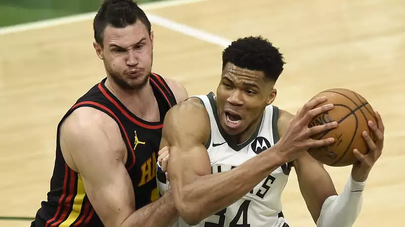 Bucks vs Hawks Live Stream: How to Watch NBA Playoffs Game 3 Online