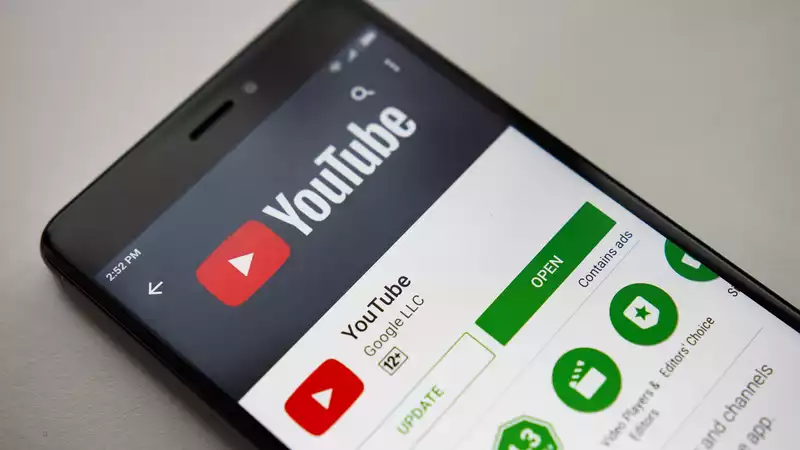 It was more confusing to watch YouTube videos on Android and iOS — here's why