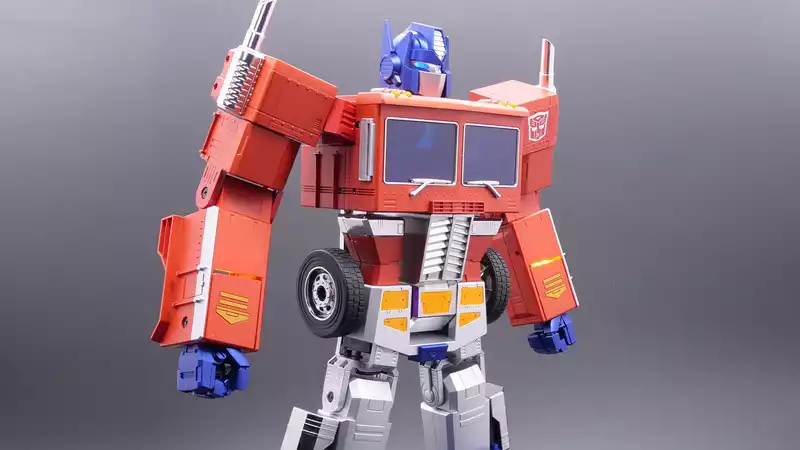 This Optimus Prime converts through voice for voice700- and we want 1 now