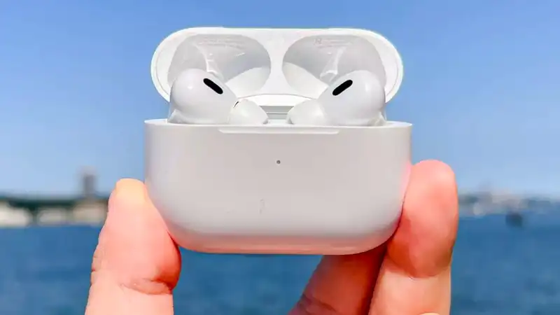 iOS 18 May Add "Hearing Aid Mode" to AirPods Pro - What You Need to Know