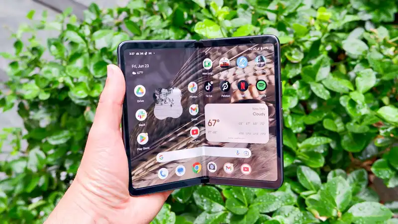 Google Pixel Fold 2 Renderings and 360-degree Video Released - Meet the World's Thinnest Foldable