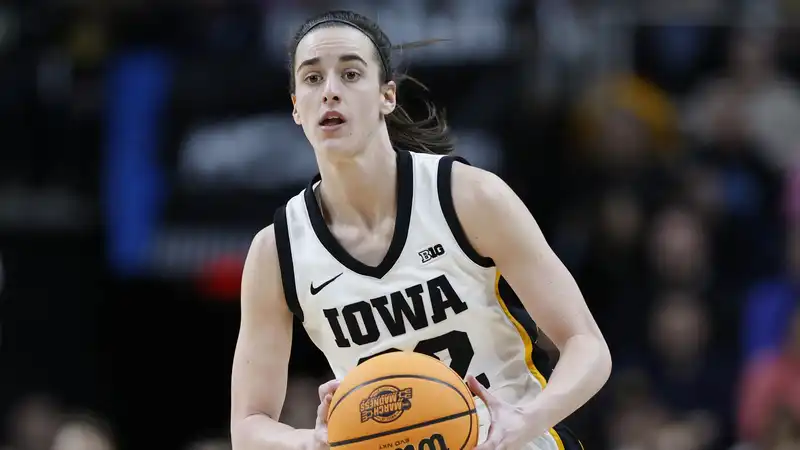 Iowa vs UConn Live Stream: How to Watch Final Four Women's Basketball Online and on TV