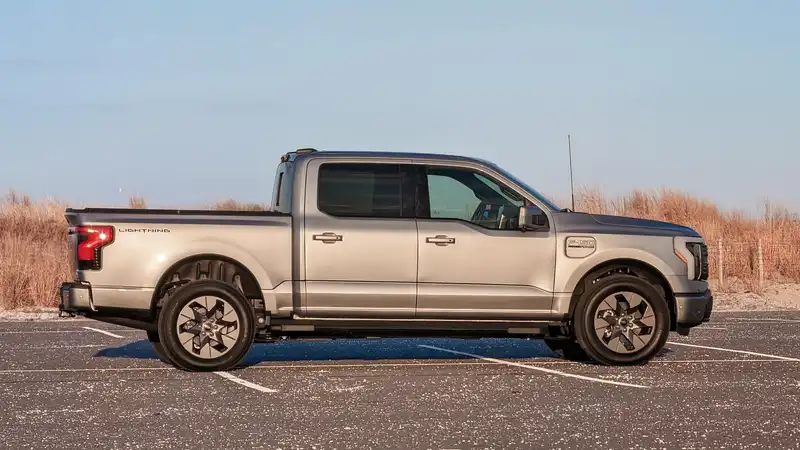 Interest in EV trucks like the F150 Lightning plummets - why?