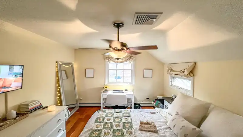 I smartened up my girlfriend's bedroom for under $100