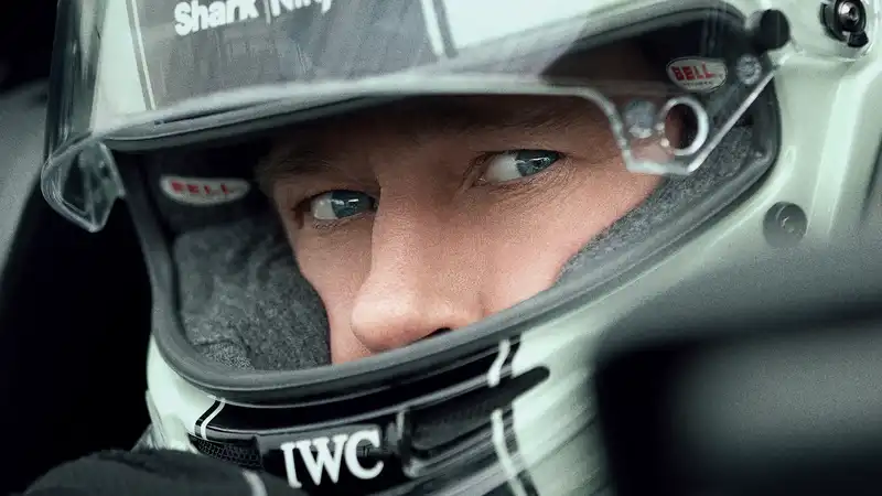 A teaser trailer for Brad Pitt's film "F1" has been released