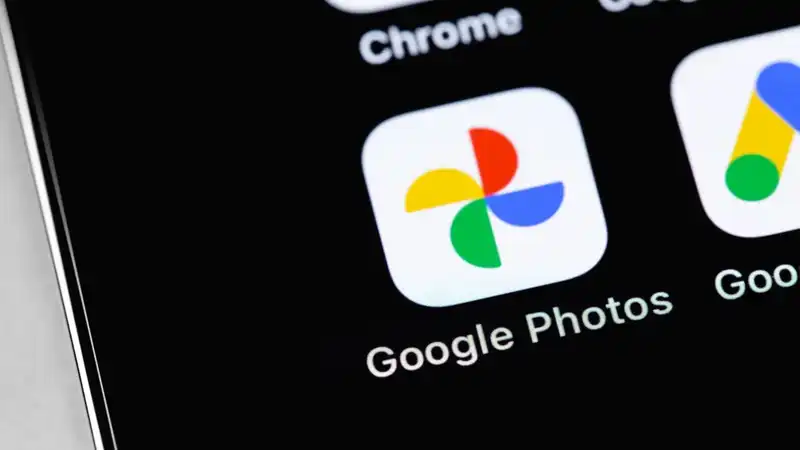 Big changes in Google Photos - including new “Timeline” feature